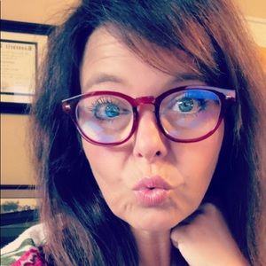 Meet your Posher, Catherine